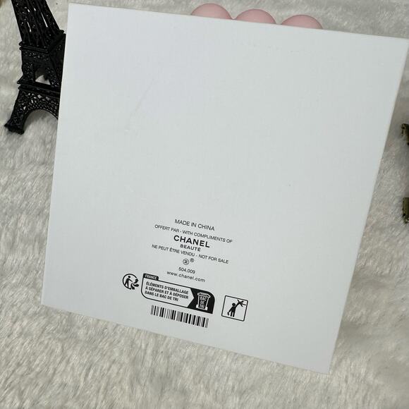 Chanel beauty counter line NEW lock and key keychain bag charm CUTE GIFT! - Picture 5 of 7